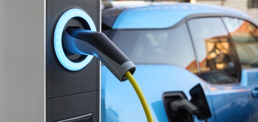 Electric vehicle charging station